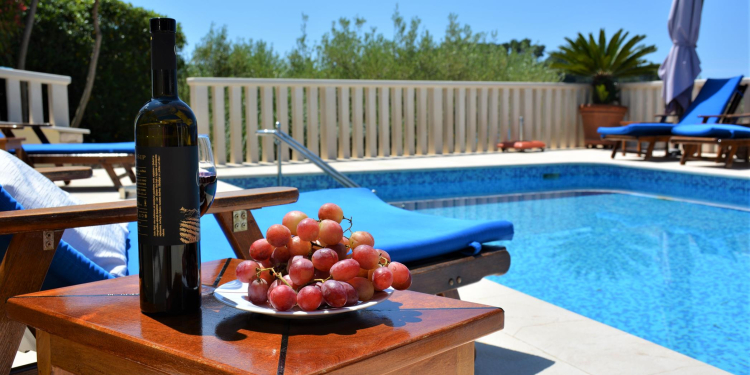 Beachfront Villa Gradina